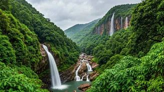 Monsoon Travellers Should Watch Saputara This Season