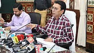 CR GM Outlines Diwali, Chhath Puja Travel Plans