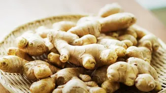 Ginger Compresses May Offer Warmth for Temporary Muscle Stiffness