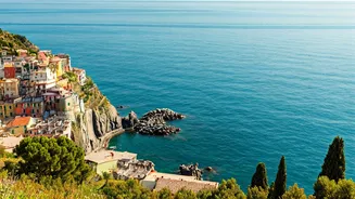 Italy's Coastal Gems: Unveiling the 10 Most Enchanting Beach Towns for Your Next Escape