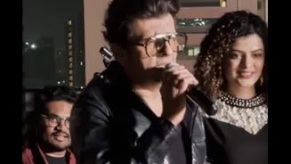 Sonu Nigam Sings Border 2’s Ghar Kab Aaoge At Film’s Success Meet | Video