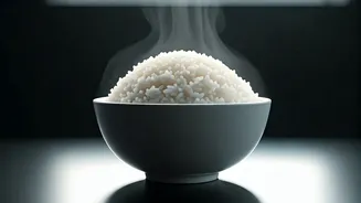 Leftover Rice Stays Super Soft With Easy Water Reheating