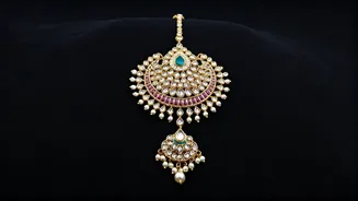 Bollywood Style: Cultural Shifts & Trends