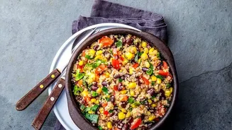 Quinoa Recipes From Around The World Explained: Quinoa As A Base For Savoury Meals