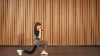 These lunge variations can improve your flexibility