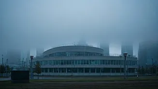 Delhi's Winter Woes: Pollution, Fog, and the Unaddressed Debate