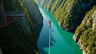 Tana Gorge Bungee: Conquer Your Fears with a Thrilling Leap Over Kenya's Majestic River!