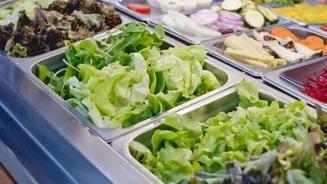What you should know about fast food salads