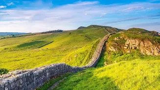 Greece's Ancient Walking Trails In Context: Walking Through Old Greek Landscapes
