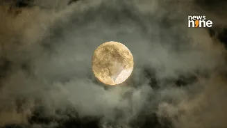 Wolf Supermoon 2026: Date, time, meaning, How to watch the first big full moon of the year