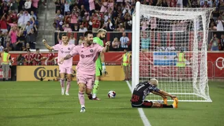 Messi entra para grupo bilionário do futebol