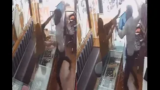 Ahmedabad Jeweller Slaps Woman Over 15 Times After She Tries To Attack With Chilli Powder: ‘Kind Of Equality...’ | Video