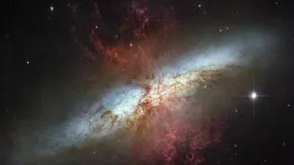 CHIME maps hydrogen to reveal cosmos