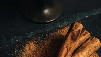 How to Store Whole Cinnamon After Checking Its Quality