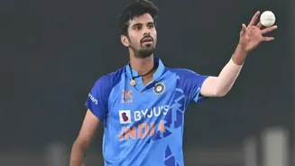 Washington Sundar receives INR 75 lakhs from Tamil Nadu Chief Minister for winning gold at Asian Games