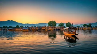 Exploring the Beauty of Dal Lake: A Comprehensive Guide