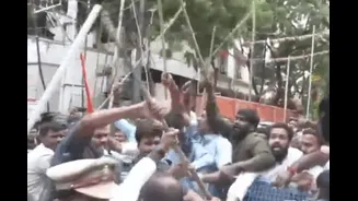 BJP, Congress Workers Exchange Lathi Blows, Pelt Stones During Protests In Hyderabad, Patna | Video
