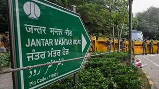 Will examine if mind applied while denotifying Jantar Mantar: SC
