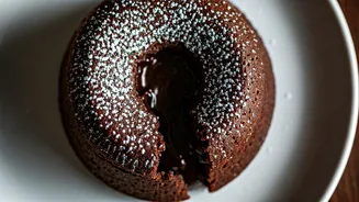 Here's Why Lava Cake Never Goes Out Of Style