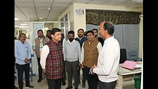 Indore News: Major Roads To Be Made Encroachment-Free, Says Mayor Pushyamitra Bhargav; Public Utility Spaces To Come Up Beneath Bridges