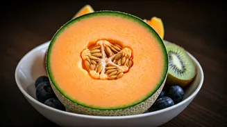 Cantaloupe Is The Fruit Bowl’s Main Character Again
