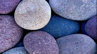 How pebble color sorting can calm you down