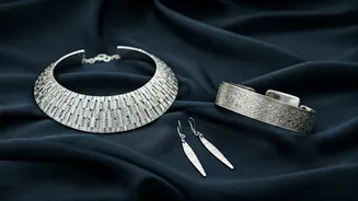 Shine Bright: The Designer Silver Jewellery Pieces Dominating the Latest Trends