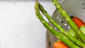 Monsoon Food Safety Guide: How To Enjoy Raw Produce Without Ignoring Hygiene Risks