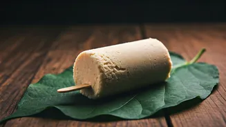 Food Vloggers Are Reviving Traditional Amritsari Kulfi On Leaves
