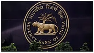RBI Flags Rising Stress In Microfinance, Urges Lenders To Rein In Risk & Pursue Calibrated Growth