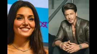 Turkish Actress Hande Ercel Caught Filming Shah Rukh Khan At Award Show, Fans Call Her a ‘Total Fangirl’
