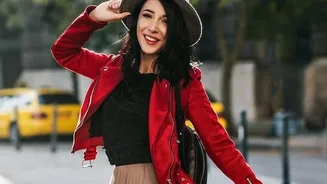 Why Keeping Transitional Clothes Handy Could Be More Practical For Indian Cities This Autumn