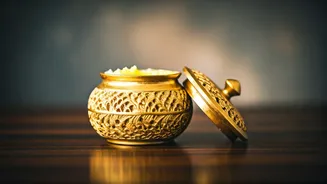 Ghee's Glow Up: 8 Bollywood Actresses' Morning Secret