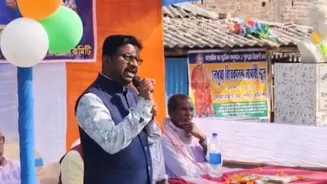 TMC: ‘বিজেপির পতাকা বাঁধলে ছবি তুলে রাখতে হবে’, নিদান তৃণমূল নেতার