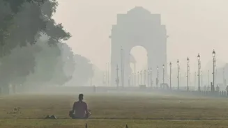 Delhi's air quality upgrades to 'very poor'; Northeast monsoon withdraws