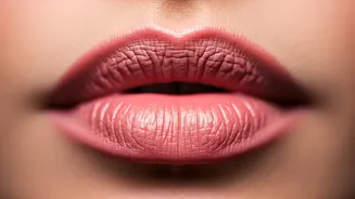 Soft-Focus Lips Are Dominating Makeup Inspiration Boards