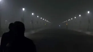 Weather Update: Orange alert for fog, cold wave in Uttarakhand, UP; dense fog alert for Delhi