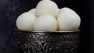 Traditional Forms Still Sit Beside Fusion Sandesh in Modern Shops