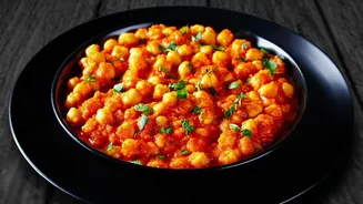 A Firm Salad Pulse Needs a Different Finish from a Dal