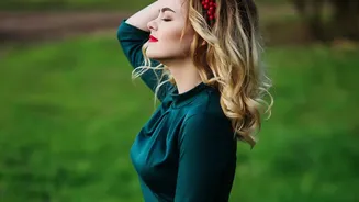 The Styling Question Around the 2026 Headband Comeback: Practical Styling Without a Full Wardrobe Change