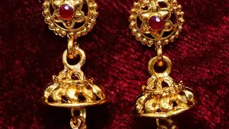 Indian Gold Guide: Understanding The Difference Between 22K And 24K Gold