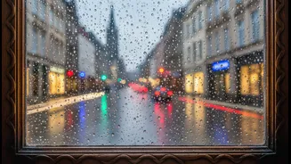 Rainy Holidays Offer A Fresh Way To Experience Popular Tourist Destinations