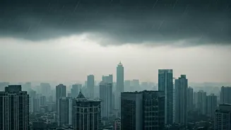 Delhi's Air Quality Worsens Despite Rainfall