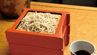 For Food For Long Journeys, Check Holding Time And Low-Mess Portions