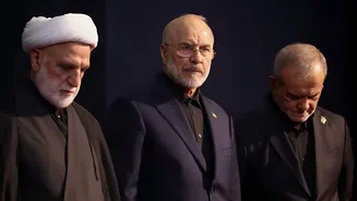 खामेनेई के अंतिम संस्कार में राष्ट्रपति के खिलाफ नारेबाजी, विदेश मंत्री पर फेंके गए पत्थर- रिपोर्ट