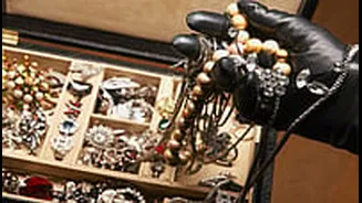 Mumbai Crime: 46-Year-Old Caretaker Booked For Stealing ₹22 Lakh Worth Jewellery From Employer’s Matunga Home