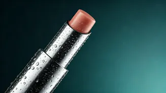 Essential Lip Balms for Men: Hydration & Brightness!