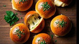 Cheese Garlic Buns Are Absolute Group Order Goals This