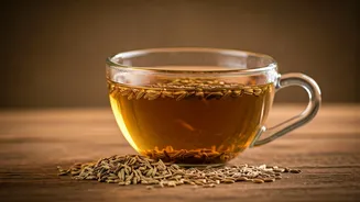 Say Goodbye To Post-Lunch Bloat With Cumin Fennel Infusions