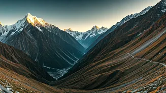 Rugged Lahaul Valley Becomes Hottest Vacation Spot For Smart Backpackers